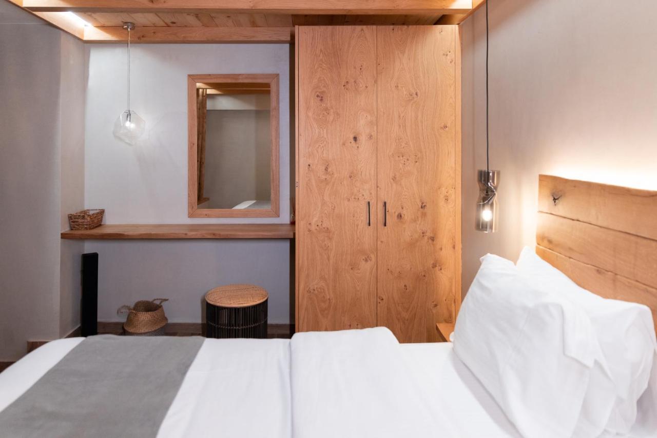 Theros By Agora Luxury Apartments In The Heart Of Heraklion Buitenkant foto