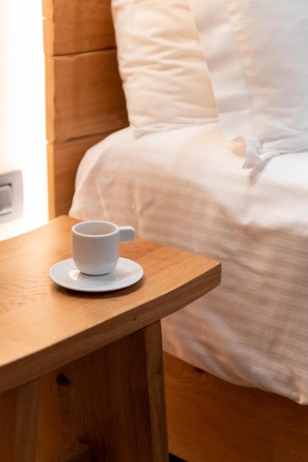 Theros By Agora Luxury Apartments In The Heart Of Heraklion Buitenkant foto