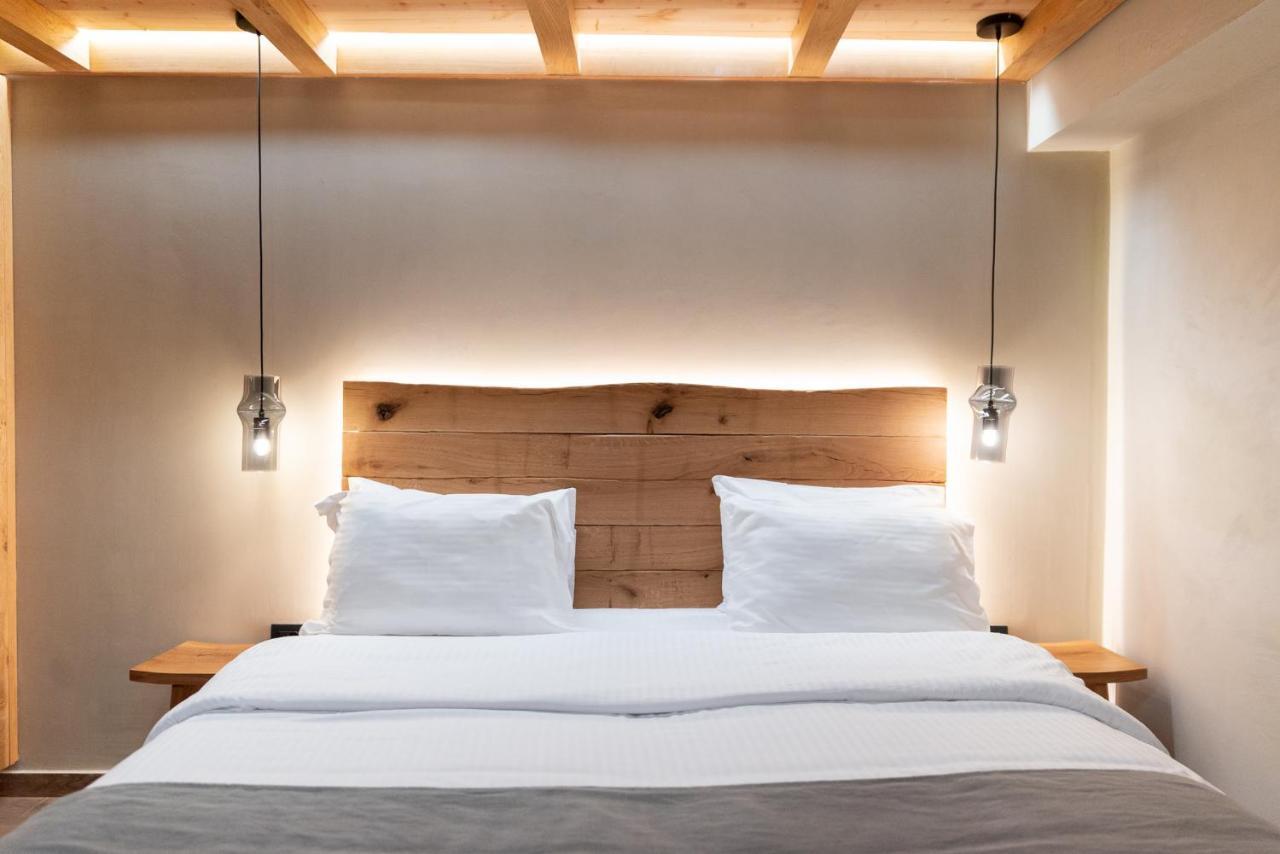 Theros By Agora Luxury Apartments In The Heart Of Heraklion Buitenkant foto