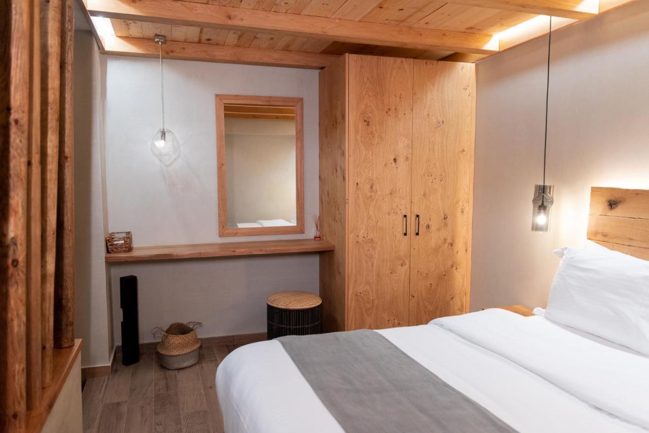 Theros By Agora Luxury Apartments In The Heart Of Heraklion Buitenkant foto