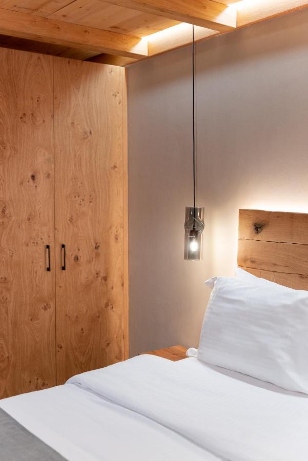 Theros By Agora Luxury Apartments In The Heart Of Heraklion Buitenkant foto